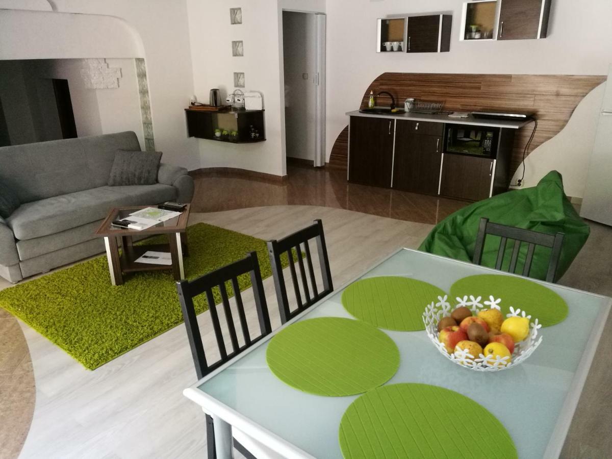 Appartamento Apartament Na Rozance Breslavia Esterno foto